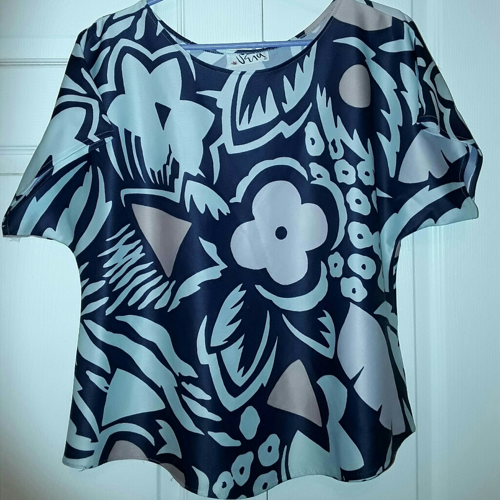 Vtge 80s Vera Neumann XL Floral Leopard Palm Top